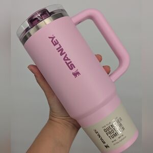 New STANLEY Quencher H2.0 Protour Tumbler cup water bottle 40 OZ Cherry Blossom